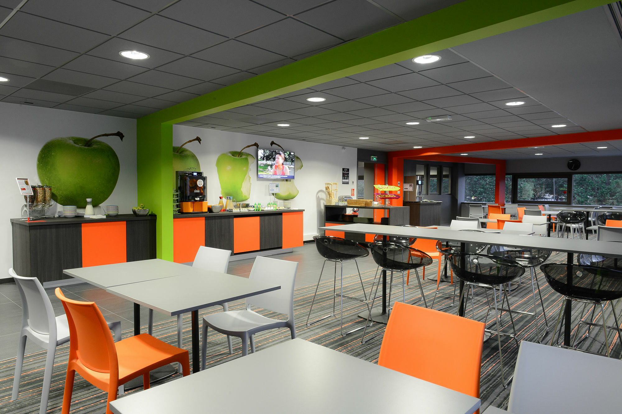 Ibis Styles Caen Centre Gare Hotel Exterior foto